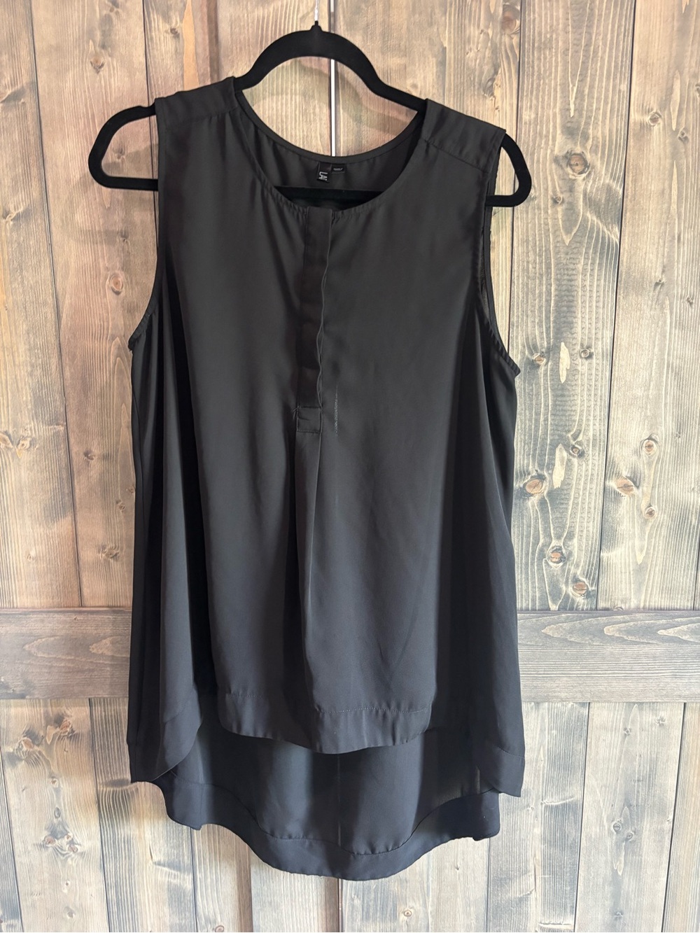 Lapis Black Sleeveless Layered Blouse